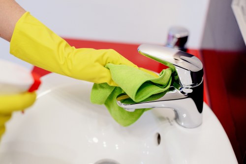 Professional deep cleaning in Edgware for homes and businesses