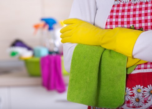 Kitchen and bathroom one-off cleaning for a local Edgware property