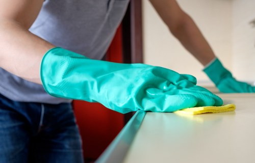 Local deep cleaning service for Edgware flats and houses